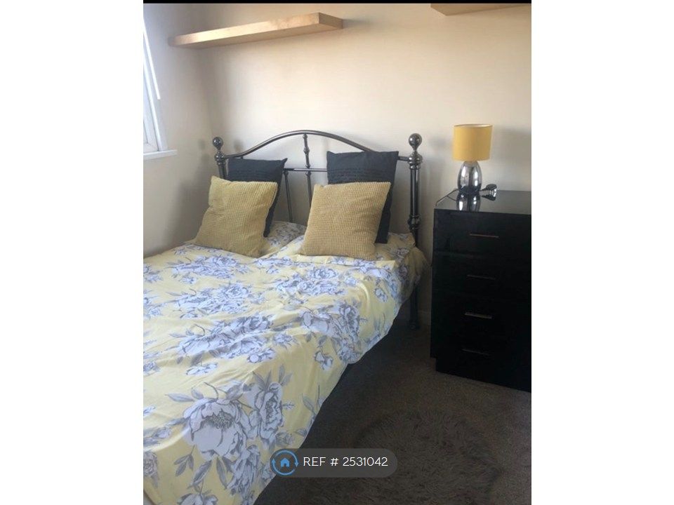 Property photo 1 of 2