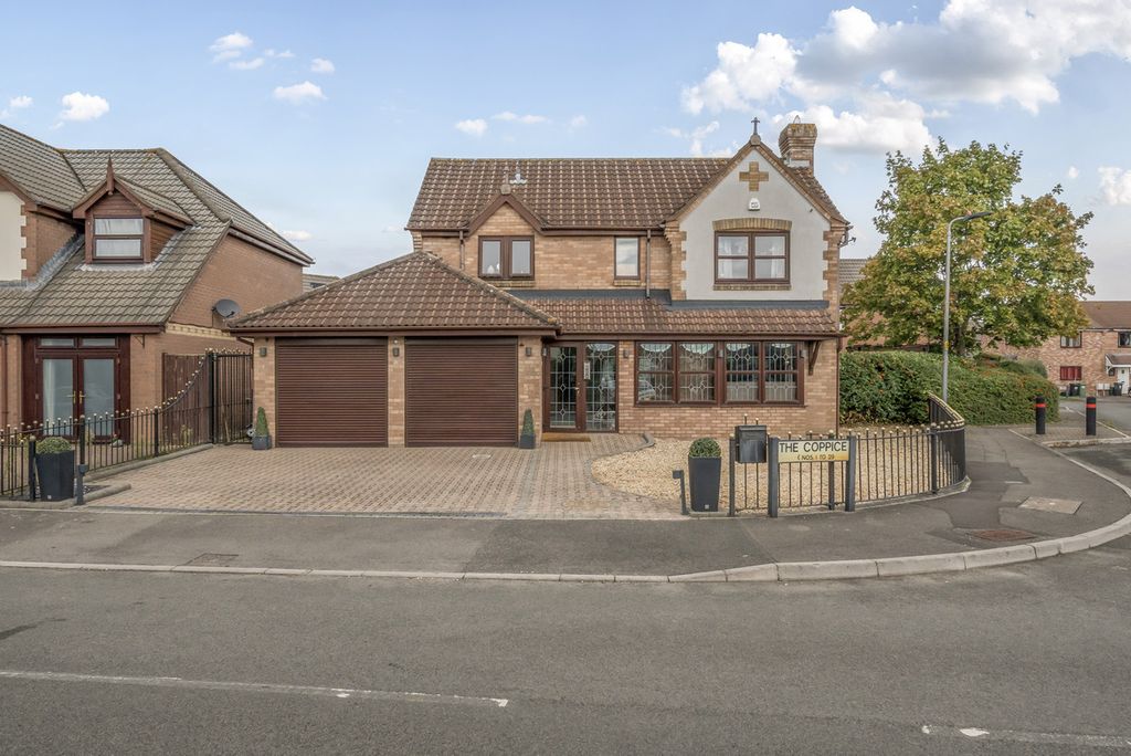 Property photo 1 of 24