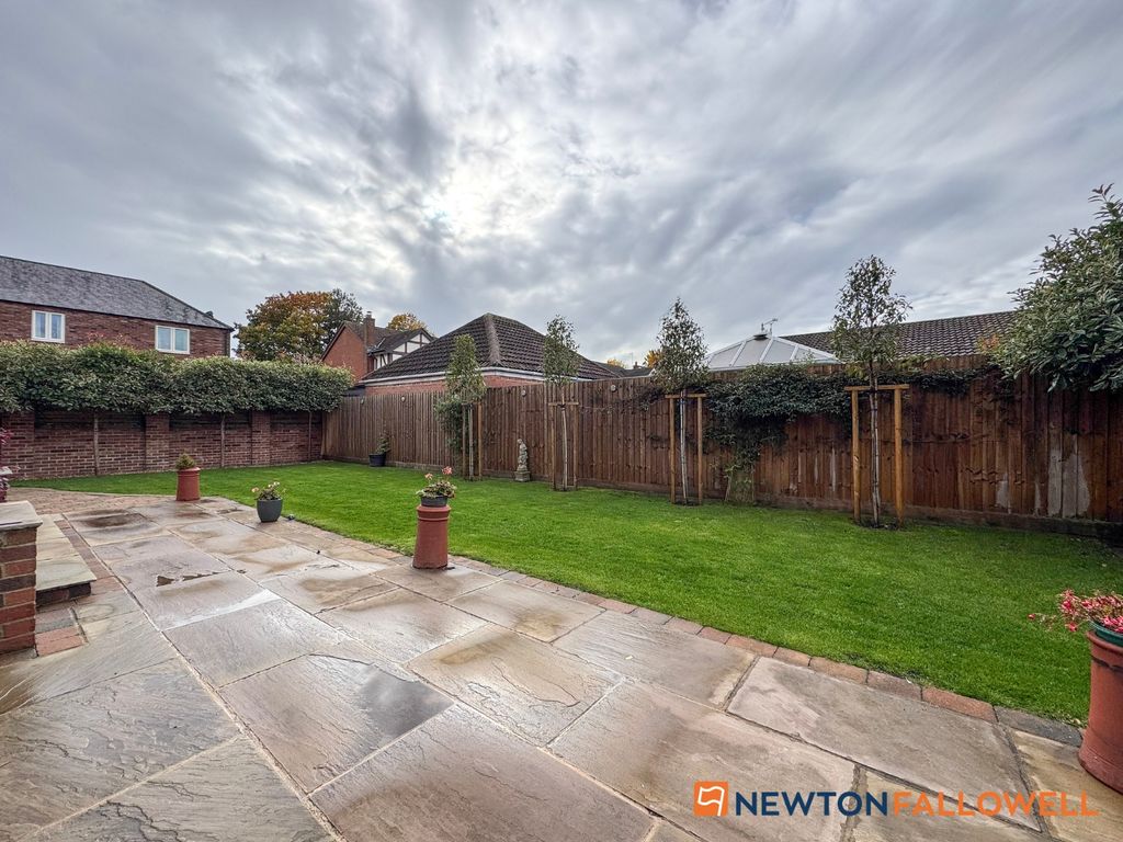 Property photo 3 of 24