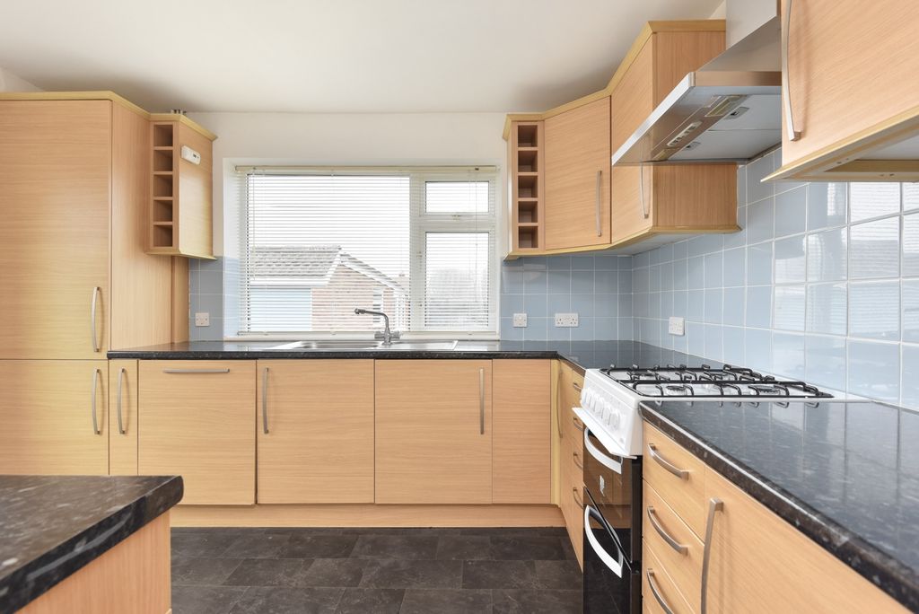 Property photo 3 of 15 421774