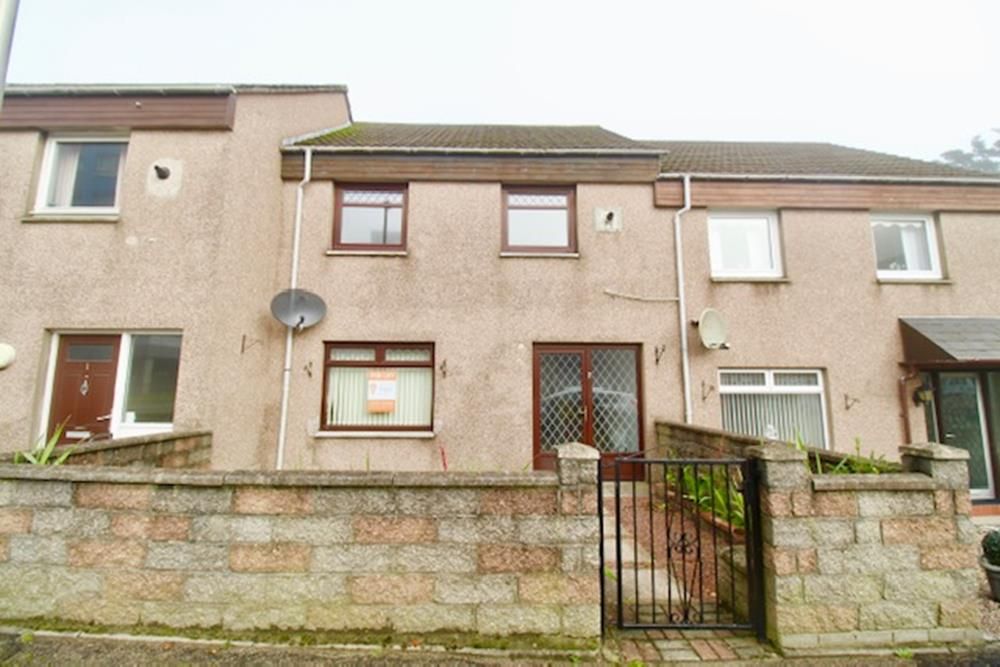 Property photo 2 of 10 External