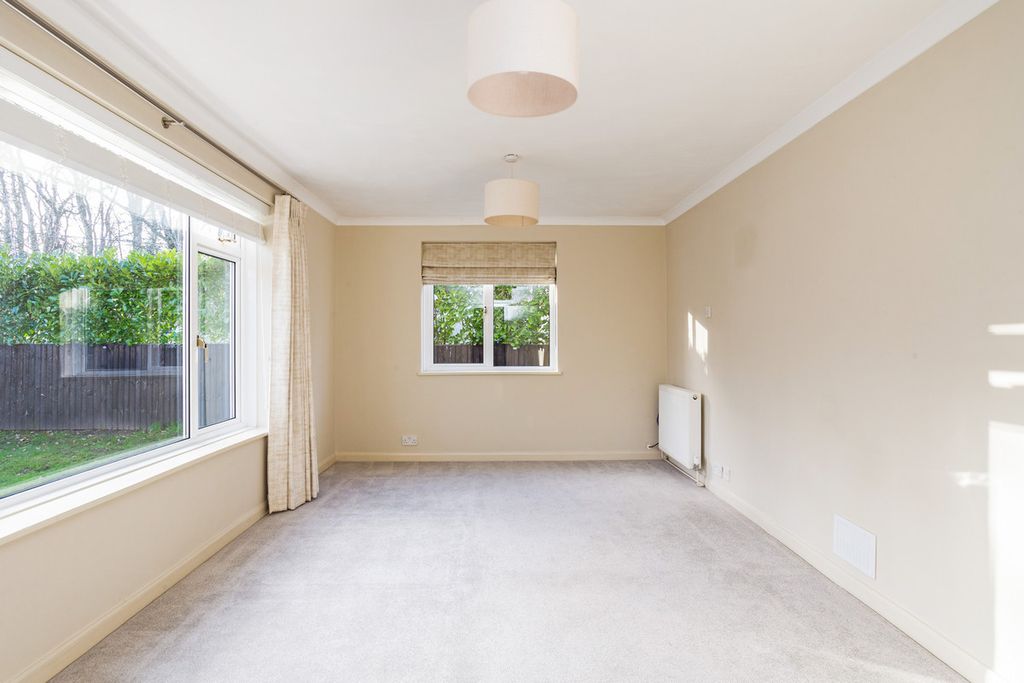 Property photo 3 of 31