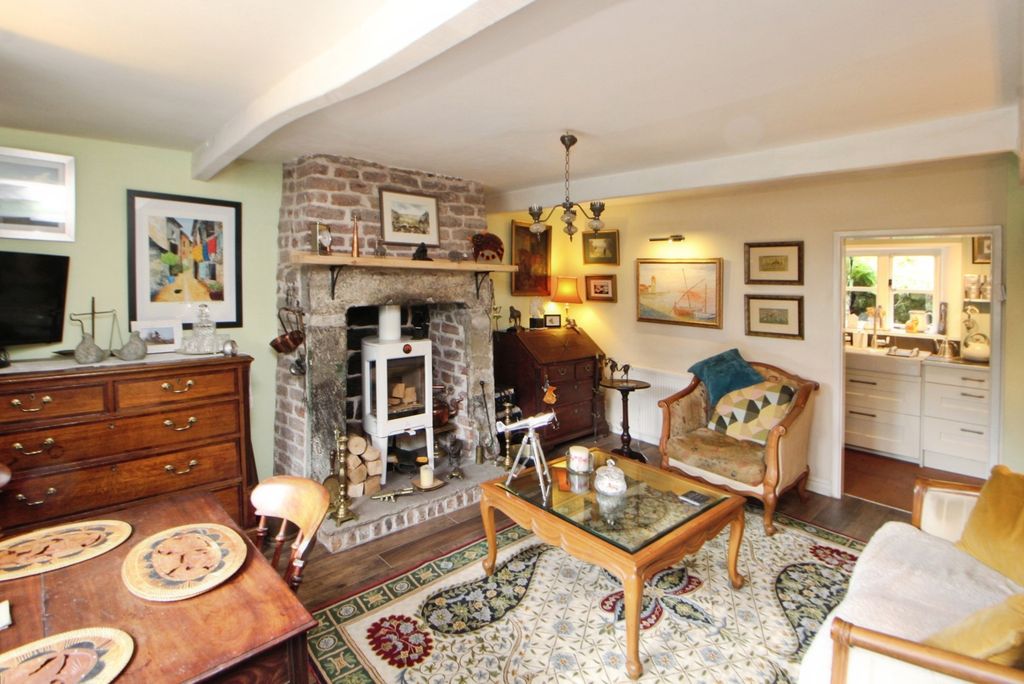 Property photo 2 of 9 Pbox-Img.Jpg