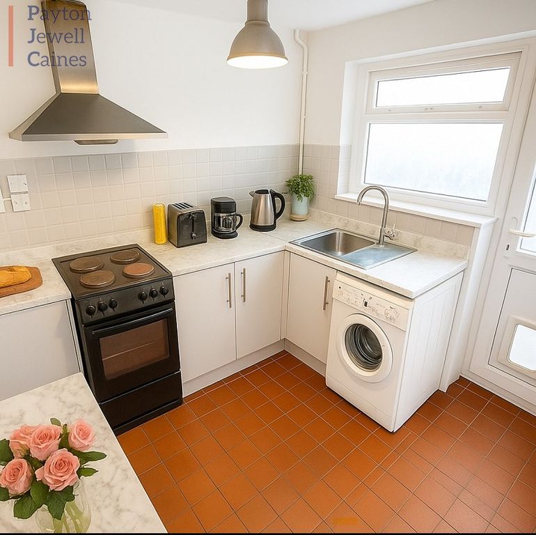 Property photo 3 of 19 Not Specified