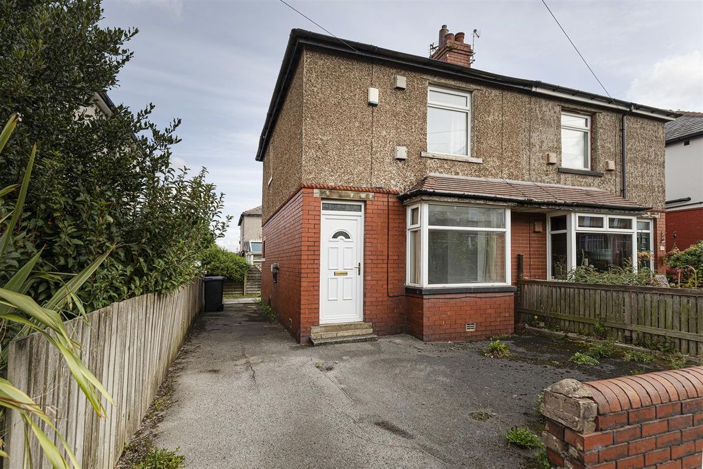 Property photo 1 of 21