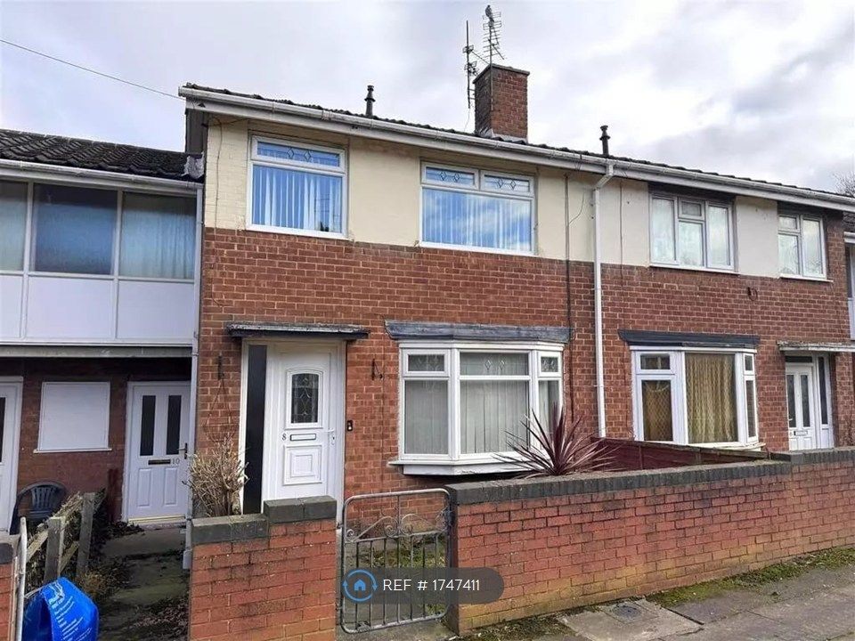 Property photo 1 of 8