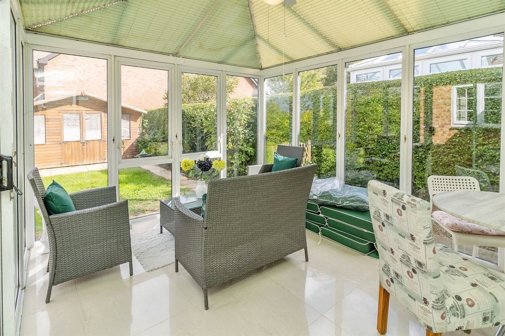 Property photo 3 of 17