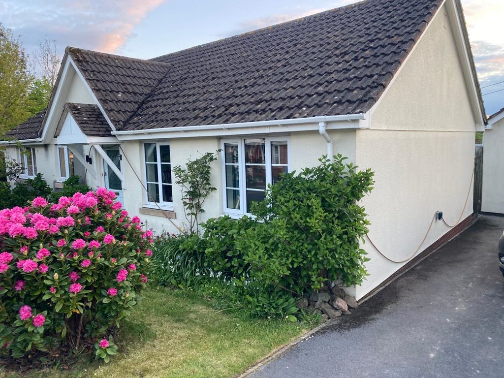 Property photo 1 of 16 Image0