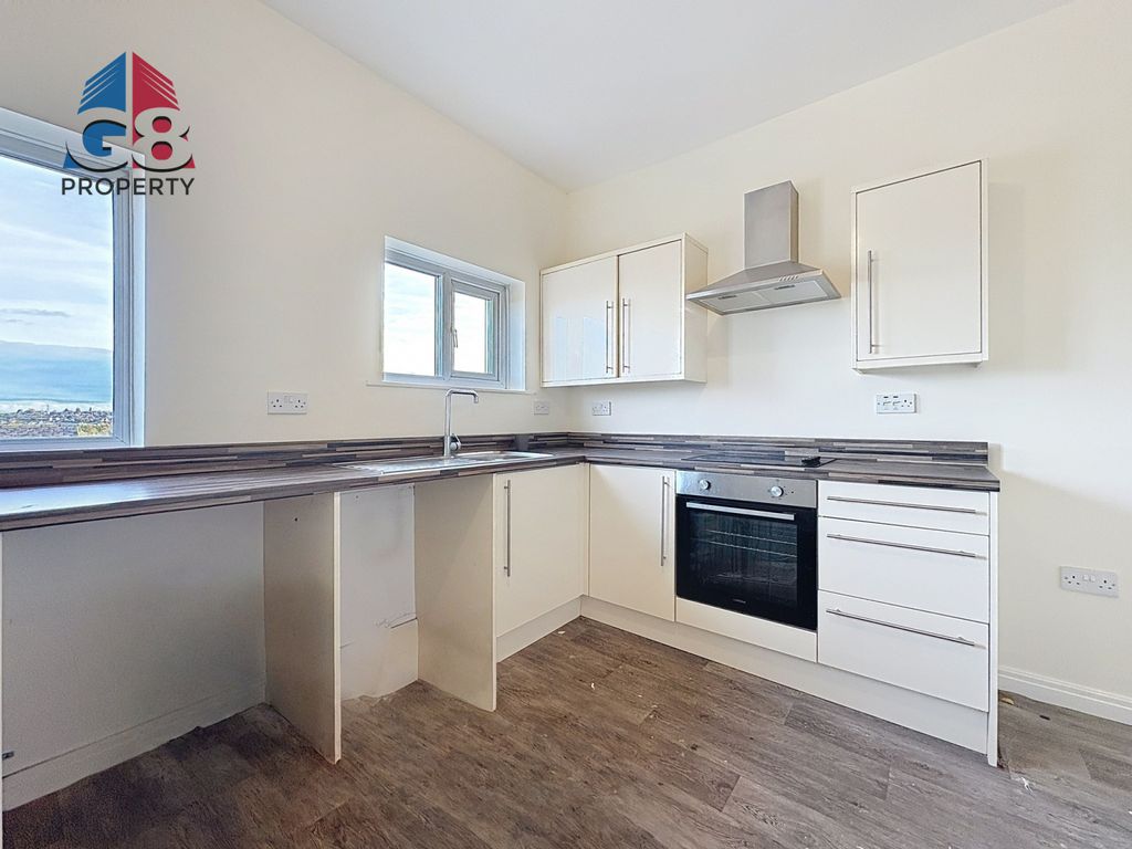 Property photo 1 of 8 2 Bedroom Flat , Barnsley Road, Wombwell