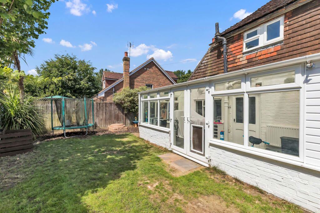 Property photo 2 of 34