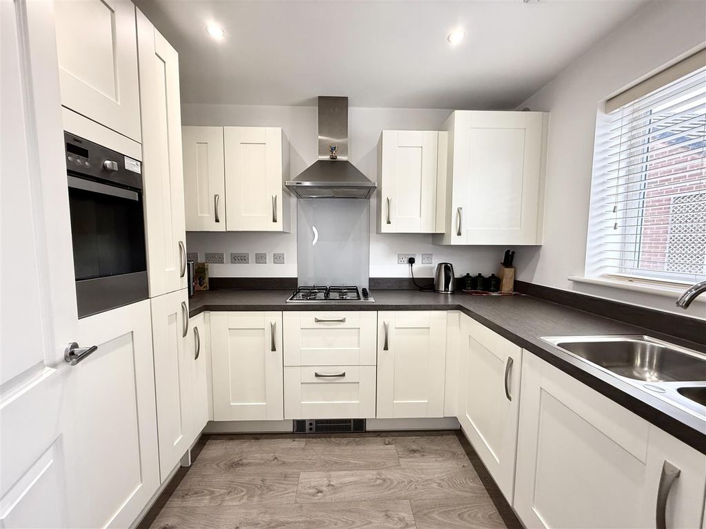 Property photo 2 of 16 Img_2674.Jpg