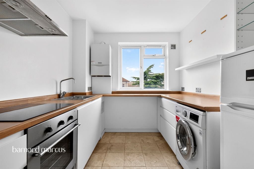 Property photo 3 of 9