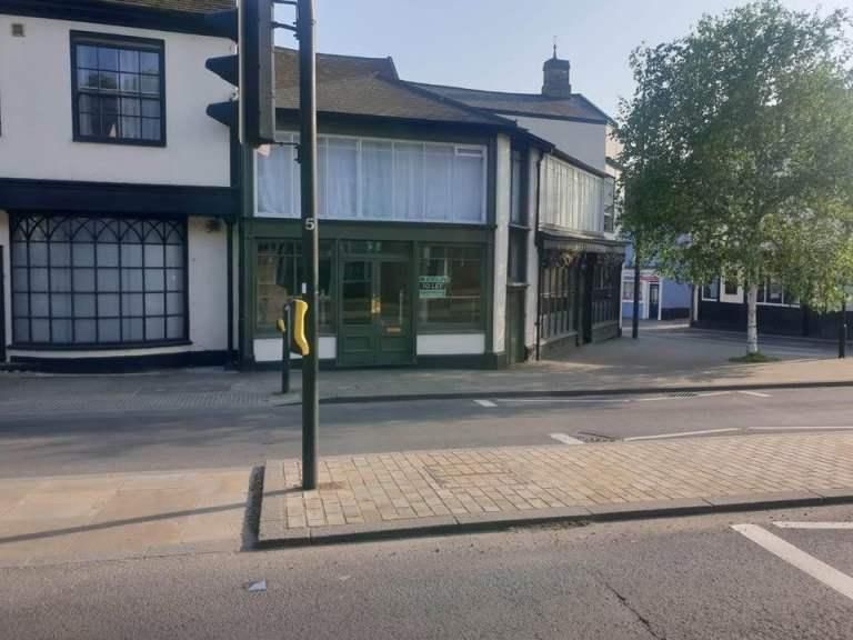 Property photo 2 of 8 Photo 2