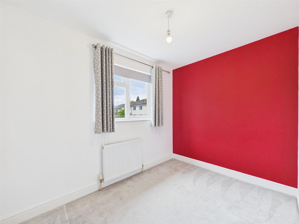 Additional image 10 of 4 bed semi-detached house for saleStar Lane, Coulsdon CR5