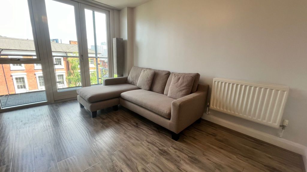 Property photo 2 of 6