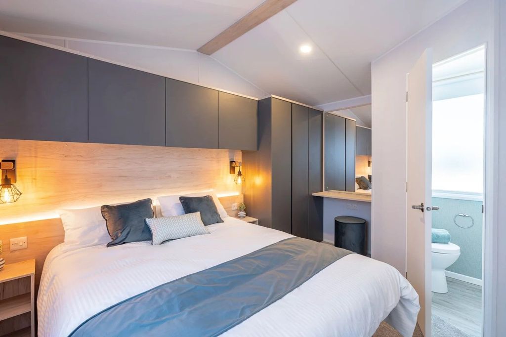 Property photo 3 of 3