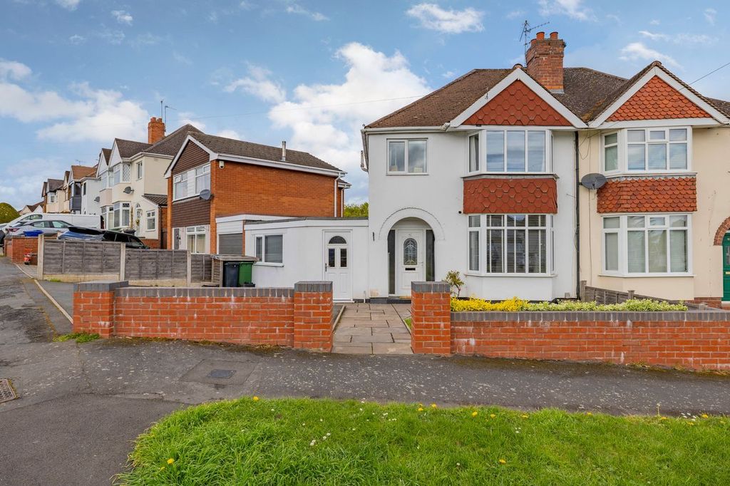 Property photo 1 of 26