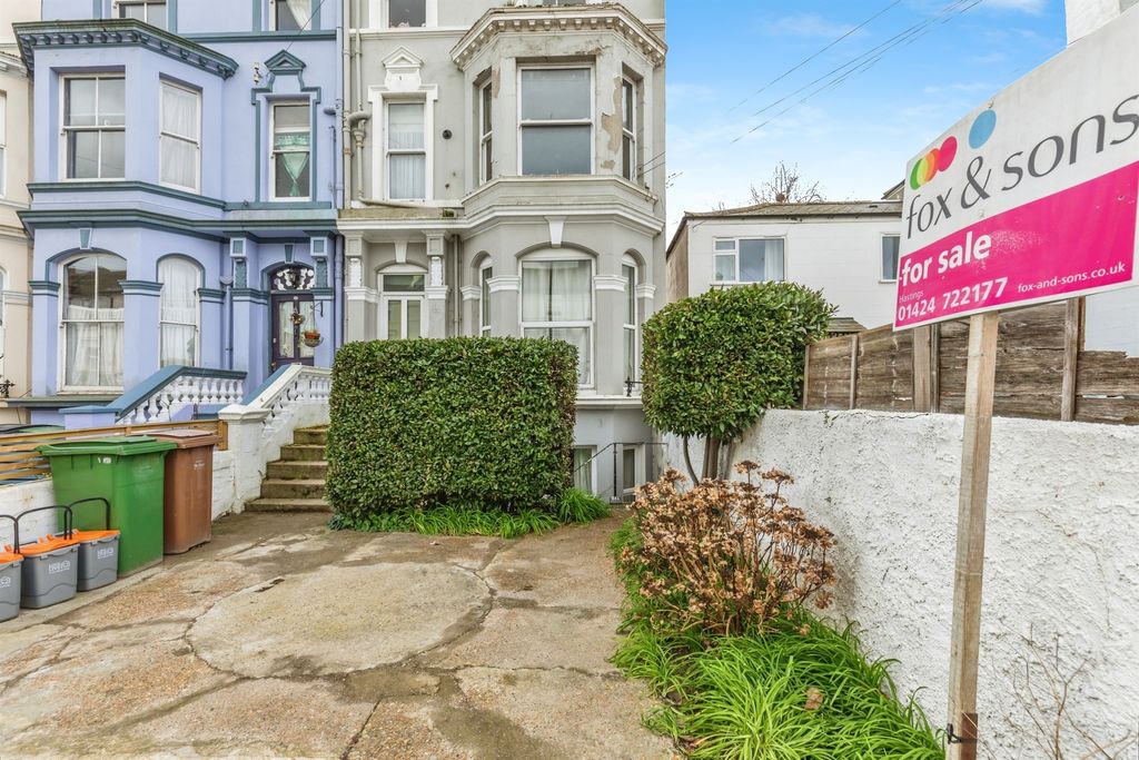 Property photo 1 of 14