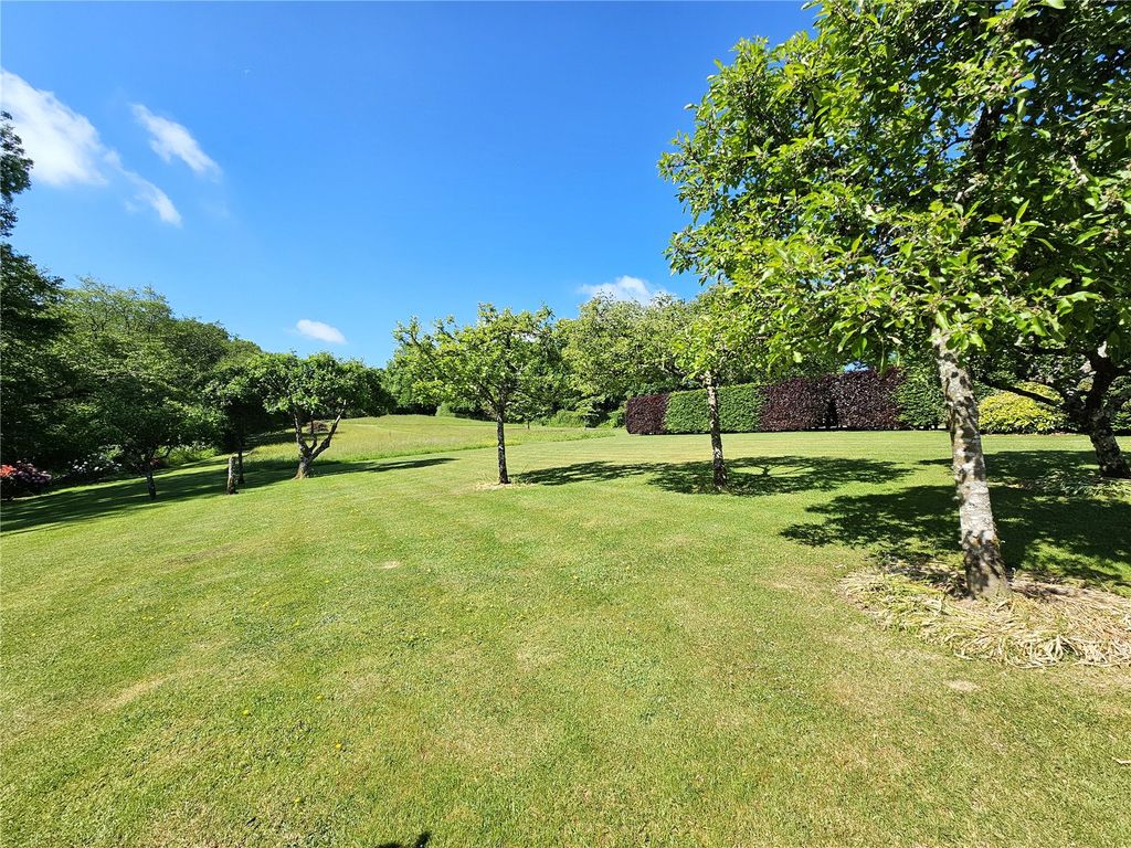 Property photo 3 of 49 Picture No. 61