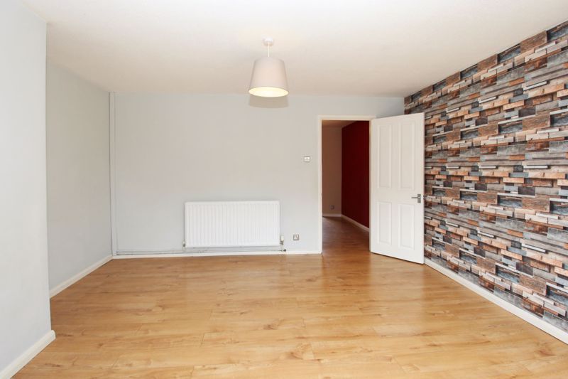 Property photo 2 of 19 Photo 4