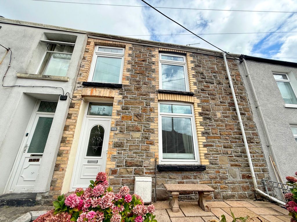 Property photo 1 of 19