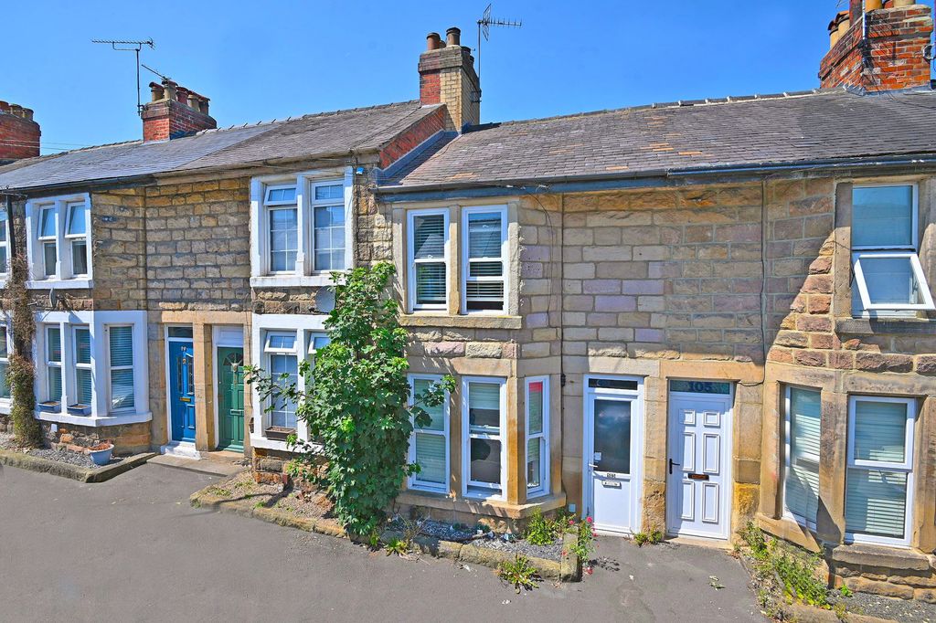 Property photo 1 of 10