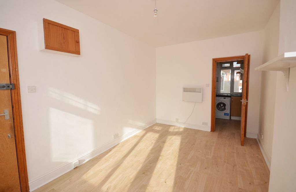 Property photo 2 of 6 Not Specified