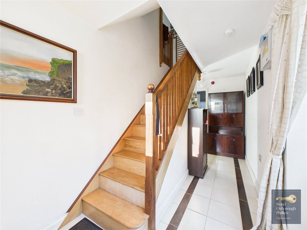 Property photo 3 of 28 Picture No. 68