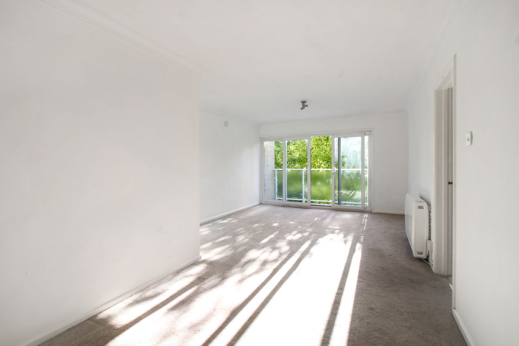 Property photo 2 of 21 Living-Room-ii