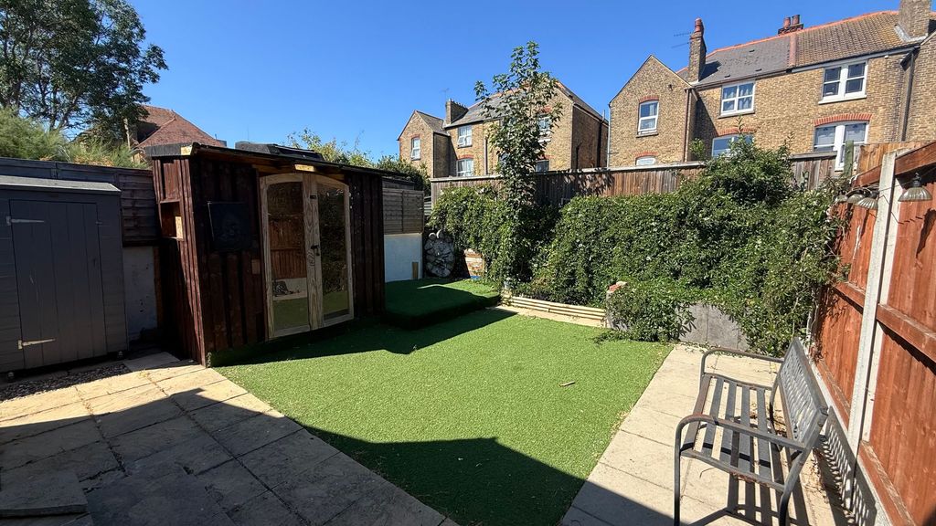 Property photo 2 of 16