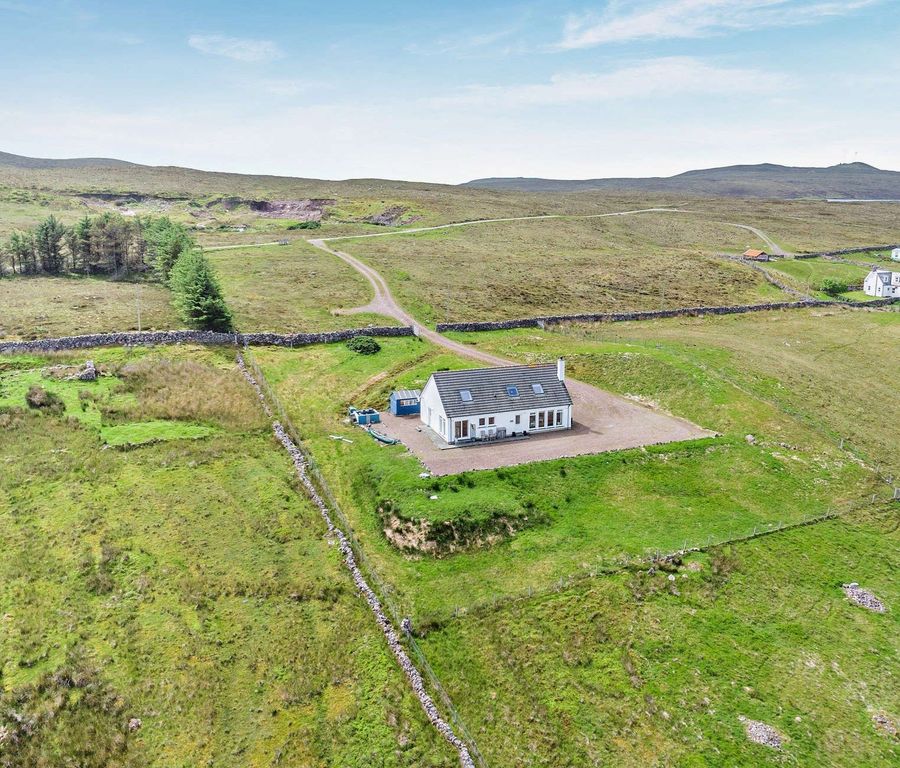 Property photo 1 of 23 An Airigh