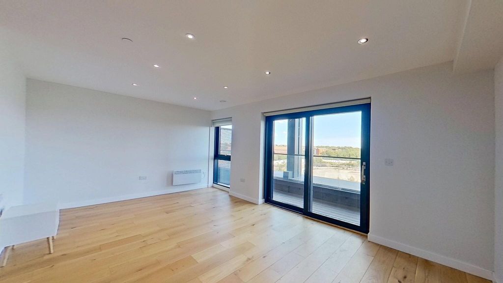 Property photo 1 of 43 Living Room