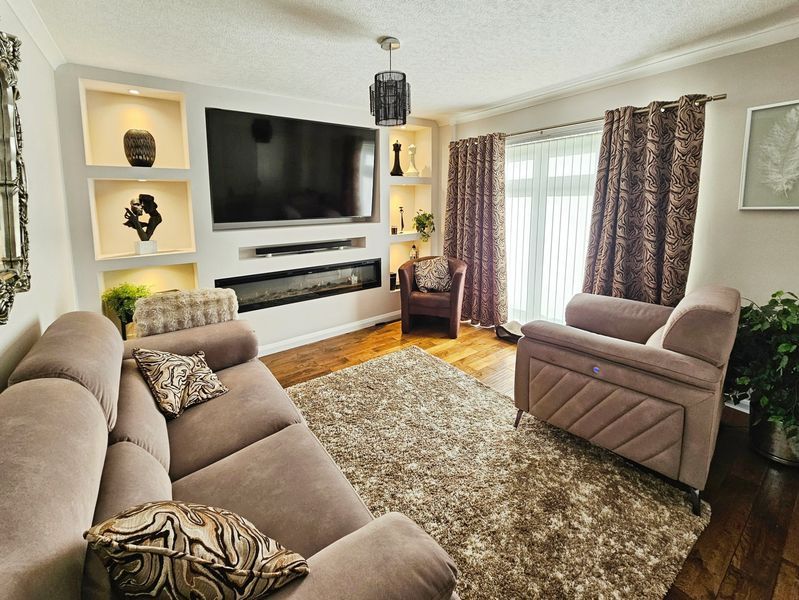 Property photo 2 of 11 Photo 10