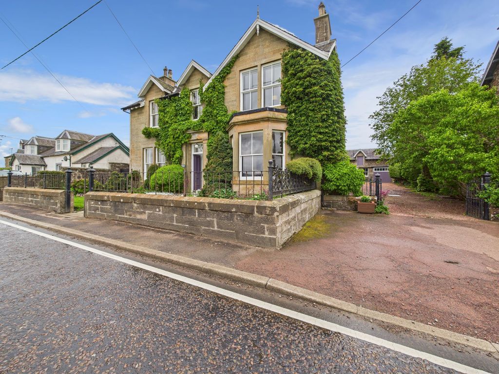 Property photo 1 of 35 Front