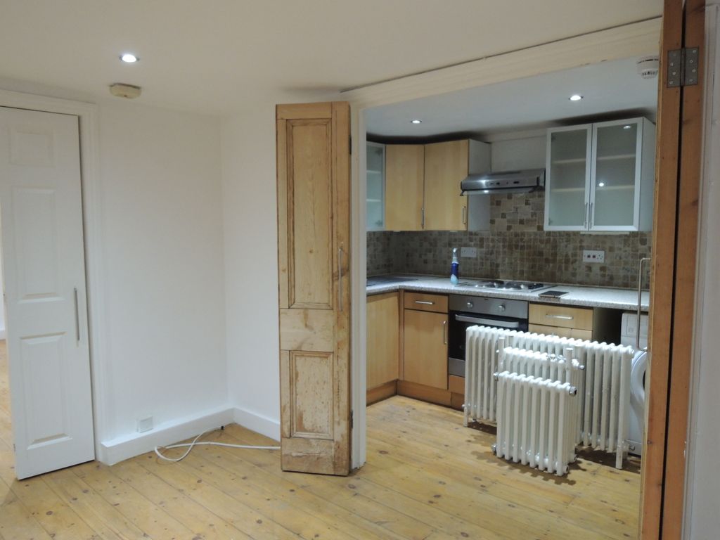 Property photo 3 of 5