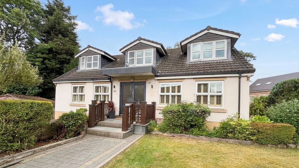 Property photo 1 of 42