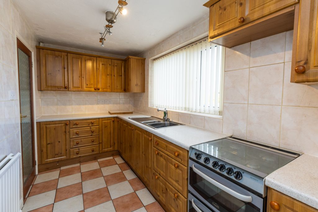 Property photo 3 of 16 Img_1508