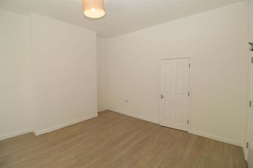 Property photo 3 of 15 Img_2418.Jpg