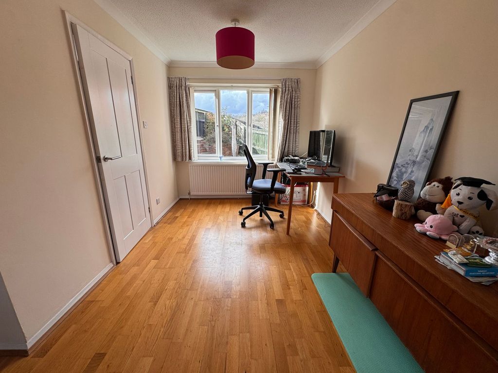 Property photo 3 of 13