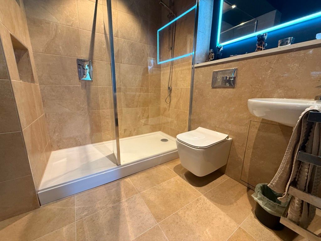 Property photo 3 of 11 Photo 3