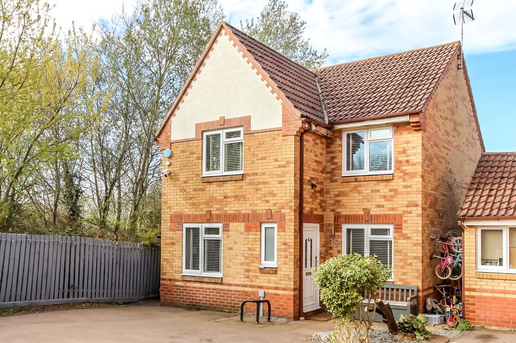 Property photo 1 of 24 Front