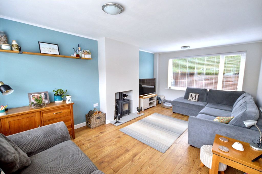 Property photo 2 of 16 Picture No. 15