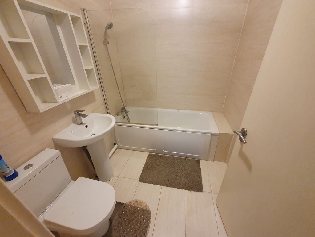 Property photo 3 of 3