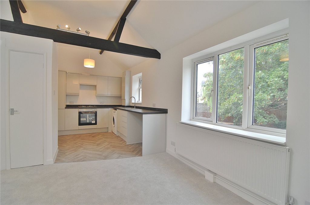 Property photo 2 of 11 Picture No. 03