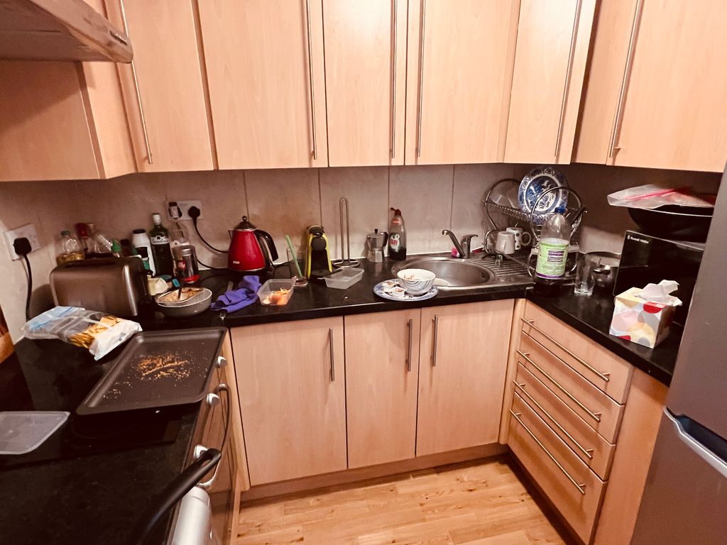 Property photo 3 of 5