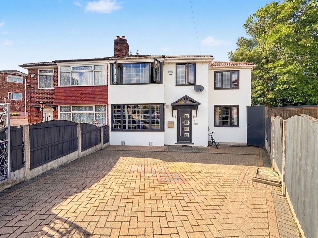 Property photo 2 of 38