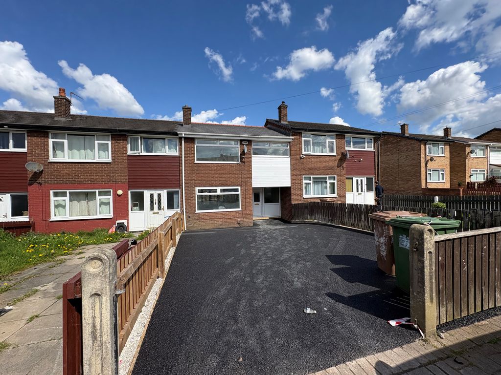 Property photo 1 of 1