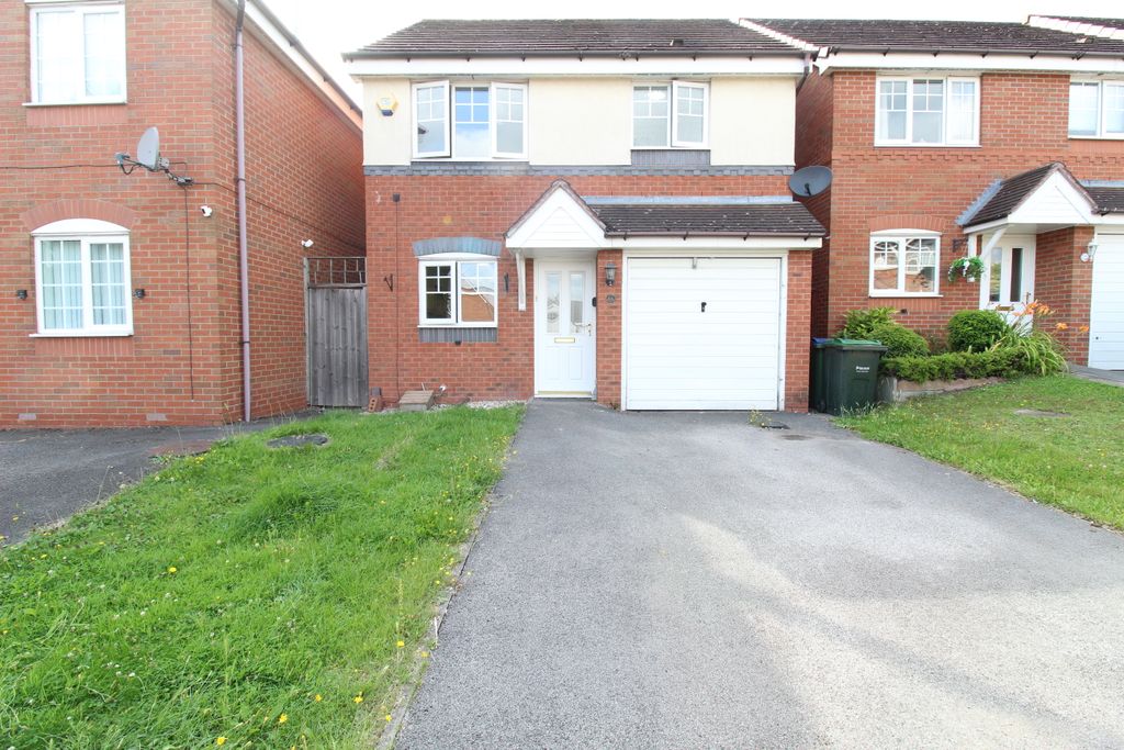 Property photo 1 of 15 Excellent Modern 3 Bed Detached House For Rent, Tame Bridge, Ws5