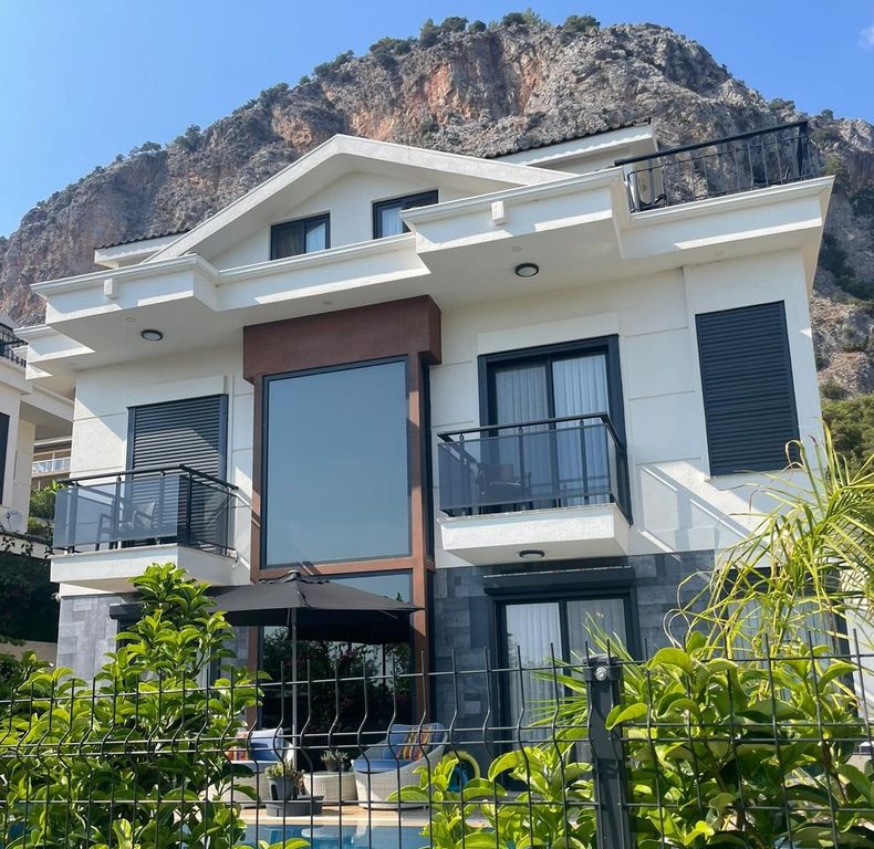 Property photo 2 of 19 Detached Luxurious Triplex Fethiye Villa For Sale - A Stunning Location On The Hillside