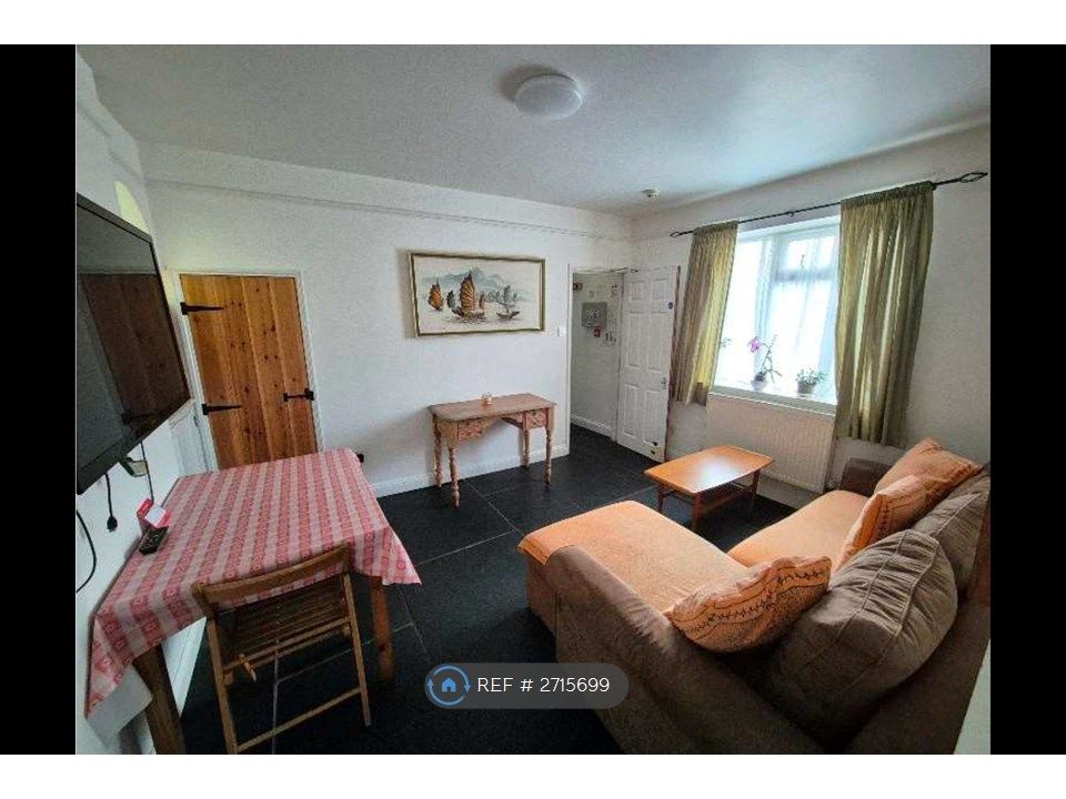 Property photo 3 of 8 Living Room